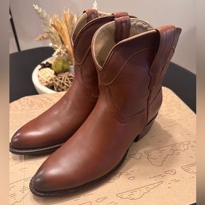 NWT Tecova Women’s “The Penny” Cowgirl Boots